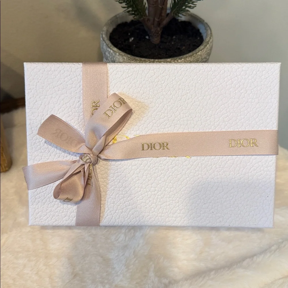 Dior Textured Empty White Box‎ with Gold Logo and Dior Ribbon 8.5 x 6 x 3